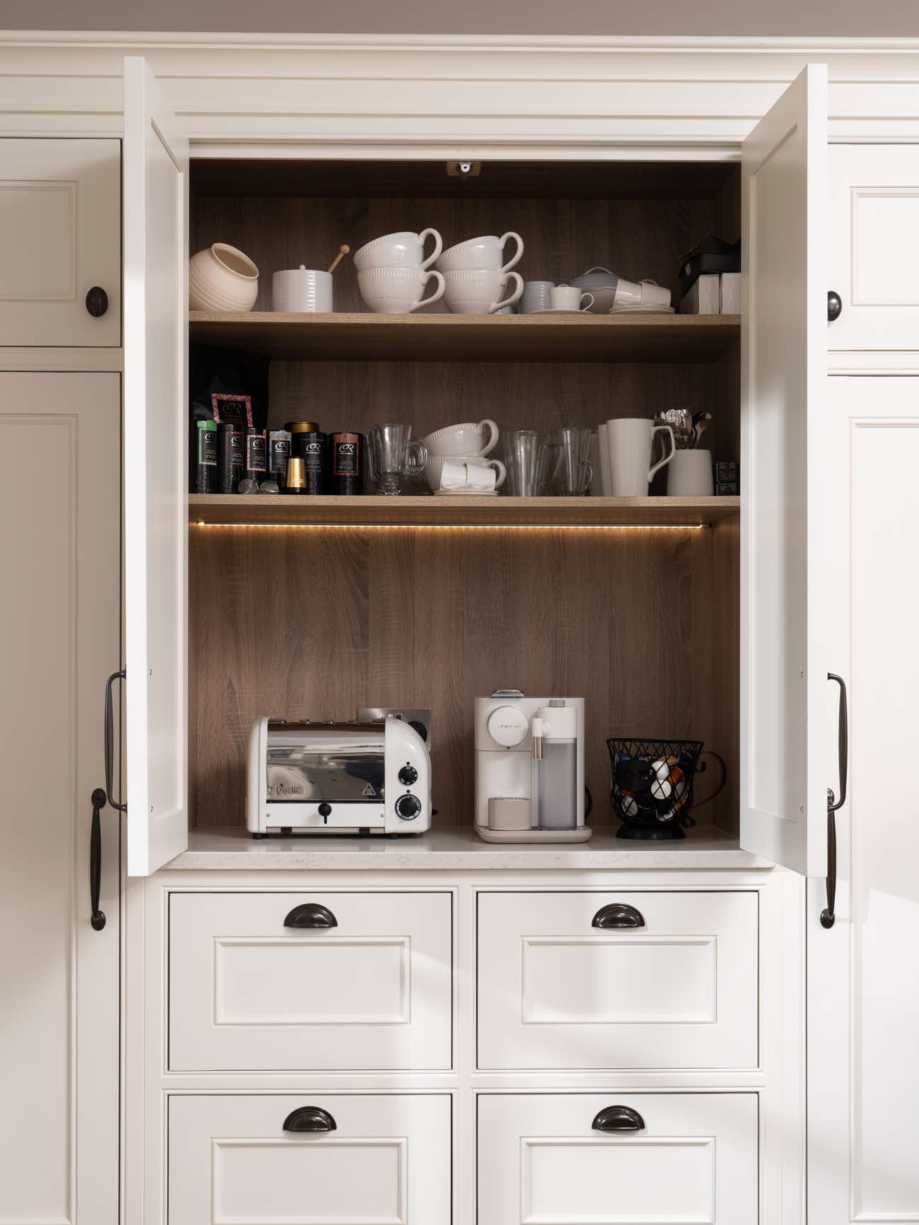 Shaker style kitchen storage