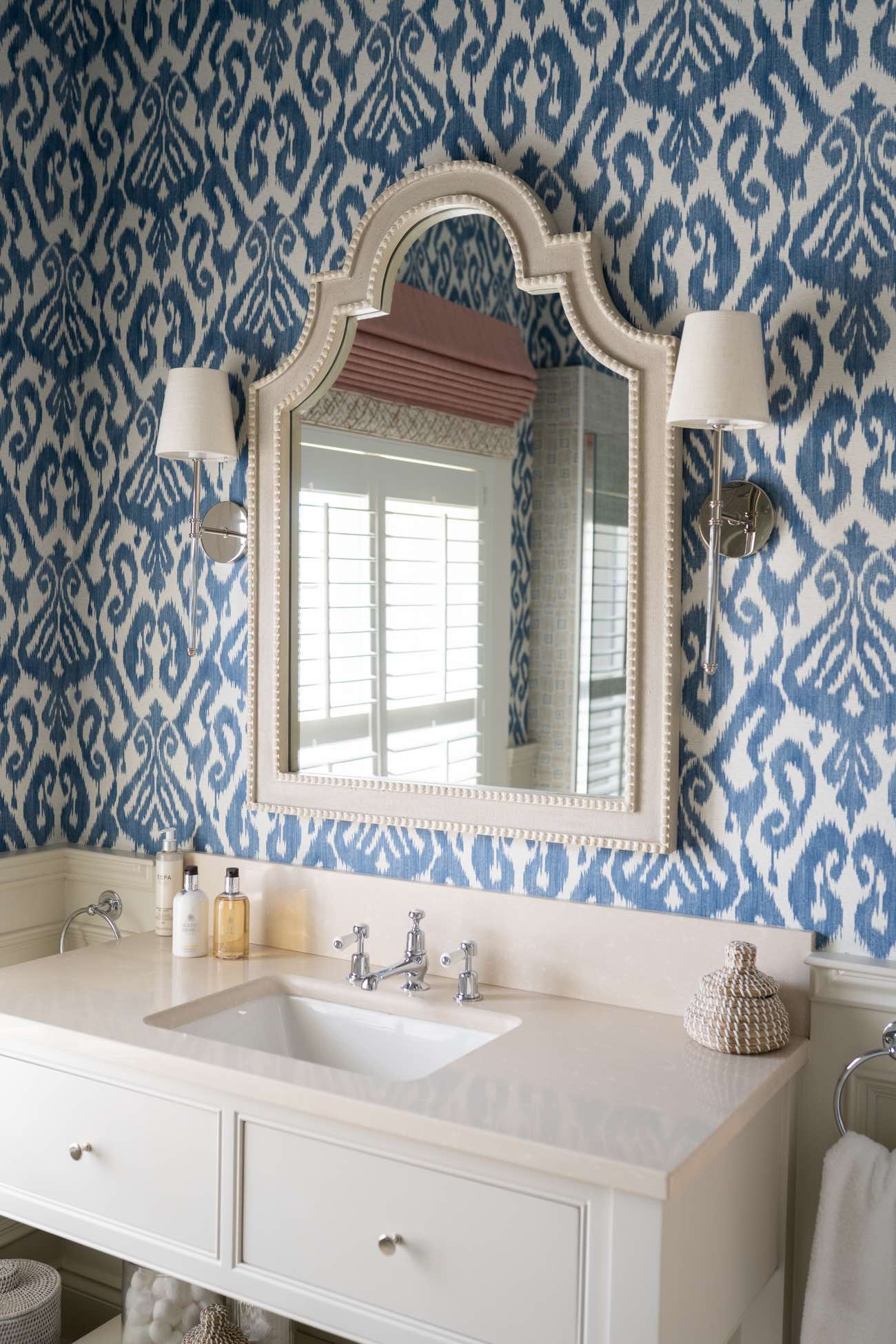 Wallpaper in bathroom